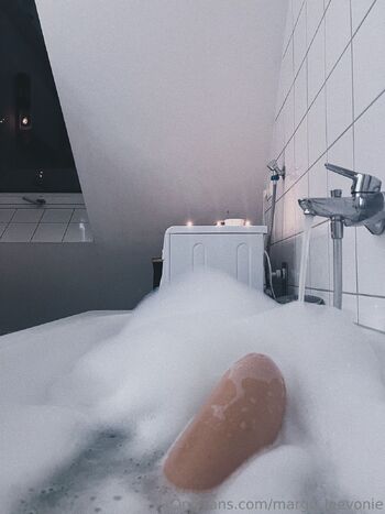 𝗟𝗲𝘃𝗼𝗻𝗶 / leevonie / pearl_leevonie nude photo #26