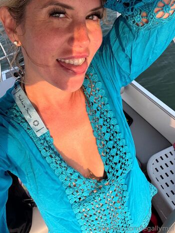 Melani / legallymel nude photo #22