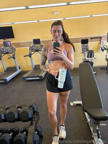 Lauren / legsfordays1 / laurencorarito nude photo #13