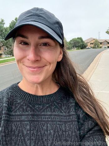 Lauren / legsfordays1 / laurencorarito nude photo #16