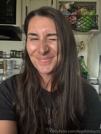 Lauren / legsfordays1 / laurencorarito nude photo #32