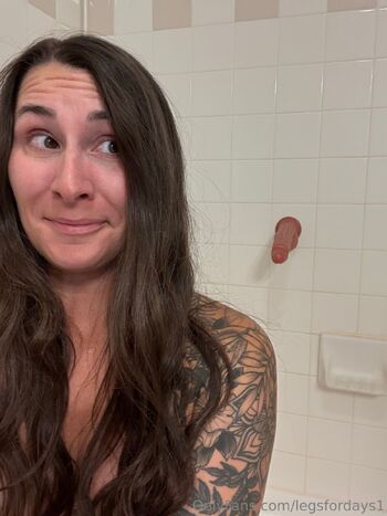 Lauren / legsfordays1 / laurencorarito nude photo #36