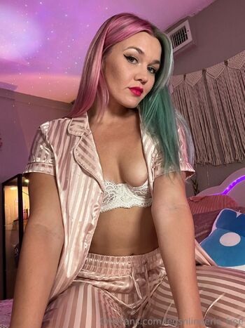 LegsnlingerieFree / legsnlingerie_free / legsnlingerie / churchoflegs nude photo #6