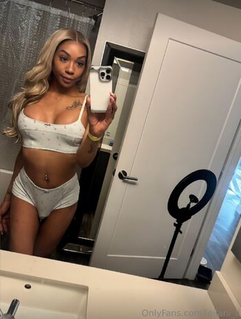 Ts Leilani L / leilani_li nude photo #10