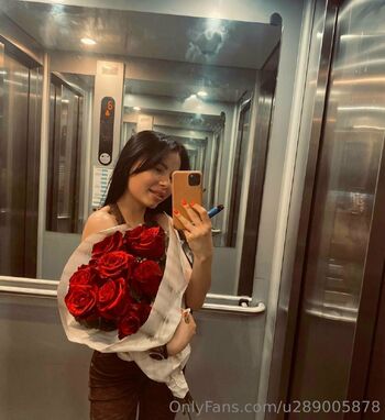 Leila / leilasunny nude photo #5