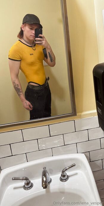 Hole Mommy Lena Vespe / lena_vesper / lenavesper_ nude photo #4