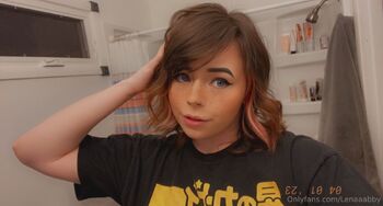 Lenaaa / lenaaabbypaid nude photo #4