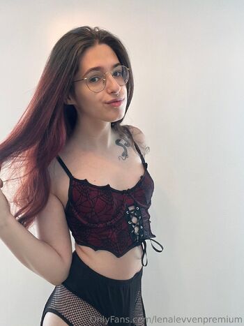 LenaLevvenx / lenalevvenxo nude photo #7
