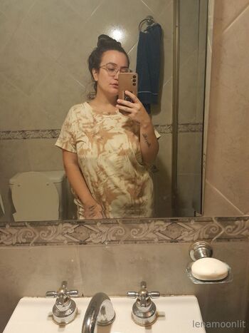 𝙇𝙀𝙉𝘼 𝙃𝘼𝙄𝙍𝙔 𝙈𝙊𝙈𝙈 / lenamoonlitfree nude photo #8