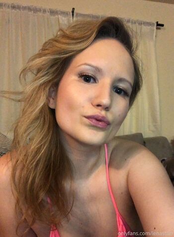 𝐋𝐄𝐍𝐀 ᴡ ᴛʜᴇ 𝐁𝐈𝐆 𝐁𝐎𝐎𝐓 / lenastarrpreview nude photo #20