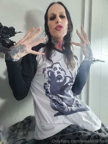 Leviaferia FRE / leviaferia-free nude photo #23