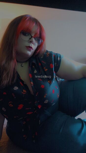 AJ Bu / lewdajbug / lewd_bug nude photo #1