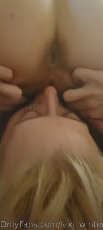 Lexi Winter / lexi_winters0908 / lexiwinters0908 nude photo #9