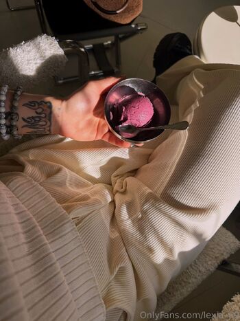 LEXIA / lexia_69 nude photo #1