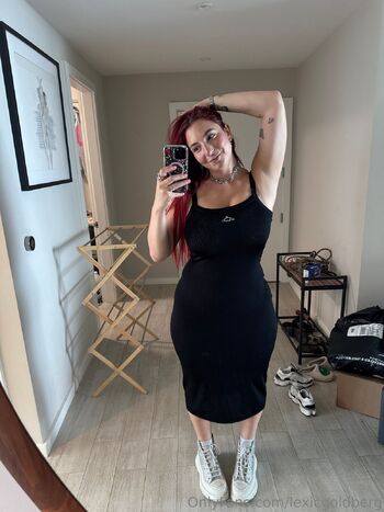 Lexi Cayl / lexicgoldberg nude photo #34