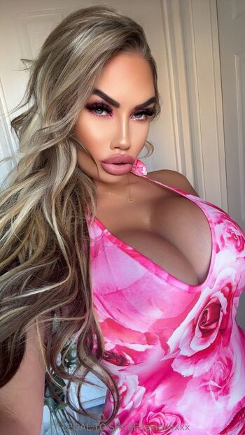 BUSTY BIMBO LEXI / lexidollxxx nude photo #30