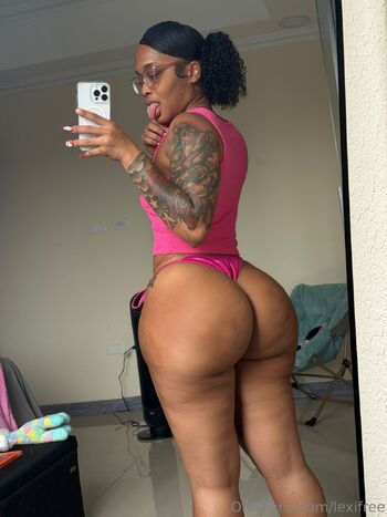 Lex / lexifree nude photo #1