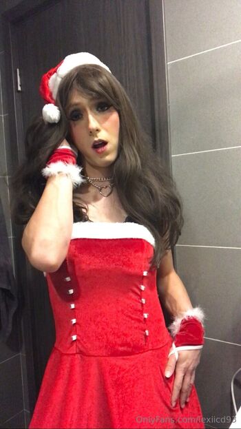 Sissy Lexii / lexiicd93 nude photo #34