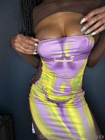 Lexxii Onyx / lexxiionyxx / lexxi0nyxx nude photo #5
