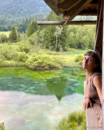 Leyla Lowe / leylalowe nude photo #2