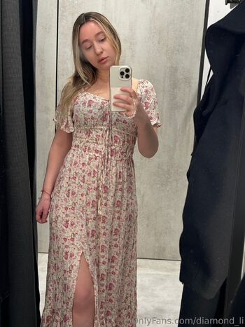 Lil / li_bella nude photo #7