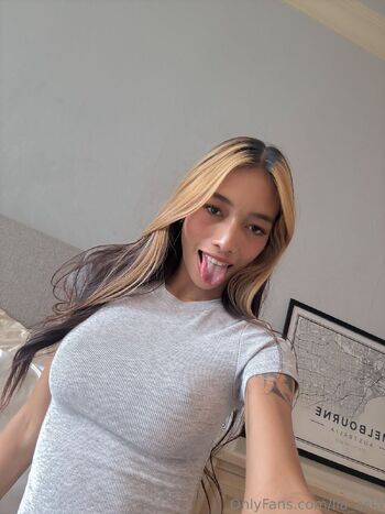 Li / lia_asia nude photo #17