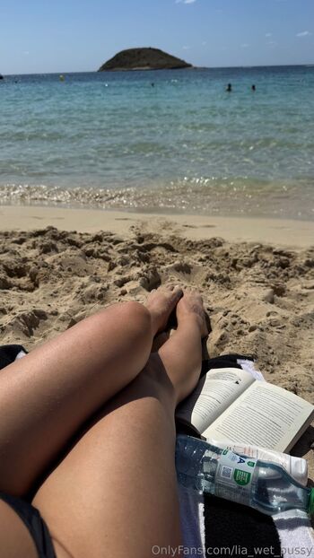 Lia Grac / lia_wet_pussy nude photo #6