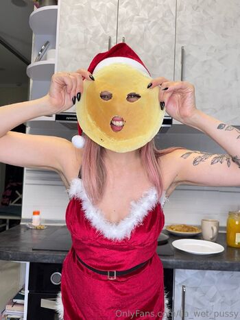 Lia Grac / lia_wet_pussy nude photo #35