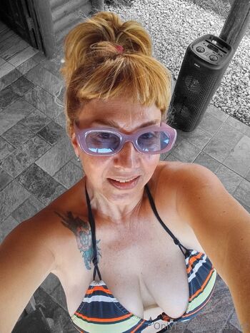 Li / liashot nude photo #23