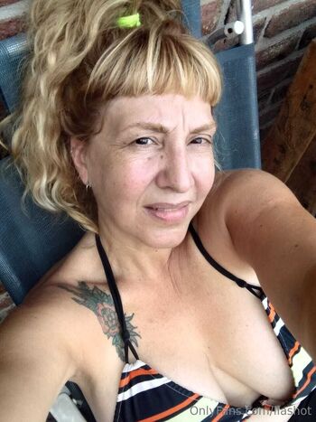 Li / liashot nude photo #29