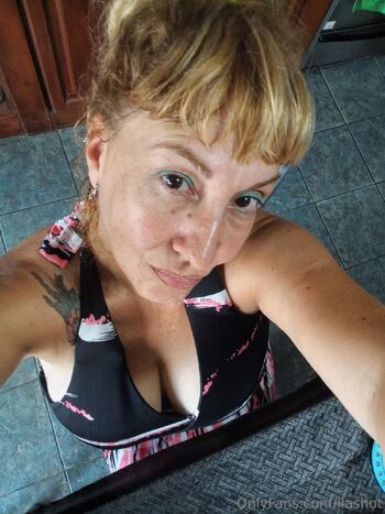 Li / liashot nude photo #34