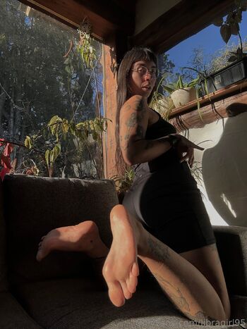 OnlyFans / libragirl95 nude photo #9