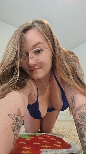 Your Wifey / liittleladyfree nude photo #6