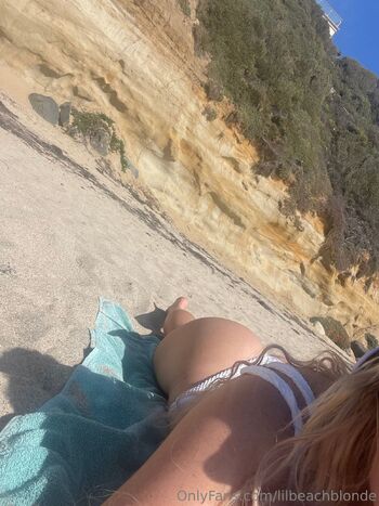 Bella / lilbeachblonde nude photo #7