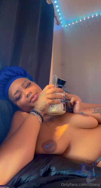 Lilbleu / lilbleuj / littlebleuj nude photo #7