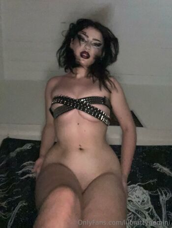 lalapollu / lilbrattygemini / lalapollox nude photo #21