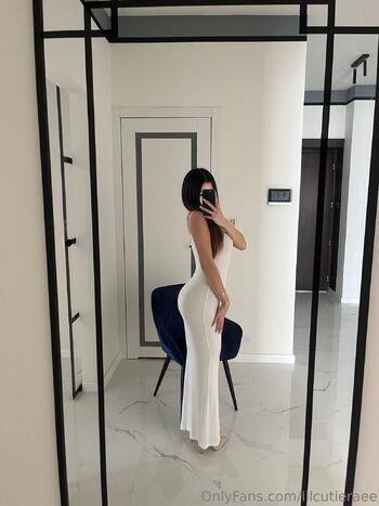 Rae ( ᵕ ) / lilcutieraee nude photo #14