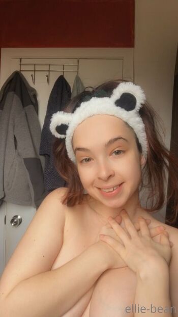 ELLIE / lilelliebean nude photo #16