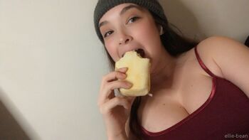 ELLIE / lilelliebean nude photo #19