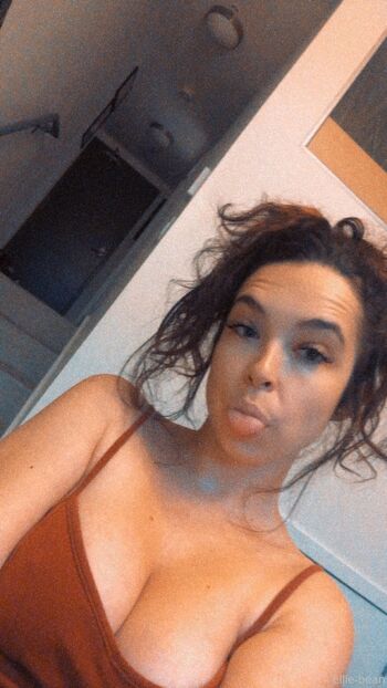 ELLIE / lilelliebean nude photo #33