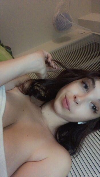 ELLIE / lilelliebean nude photo #37