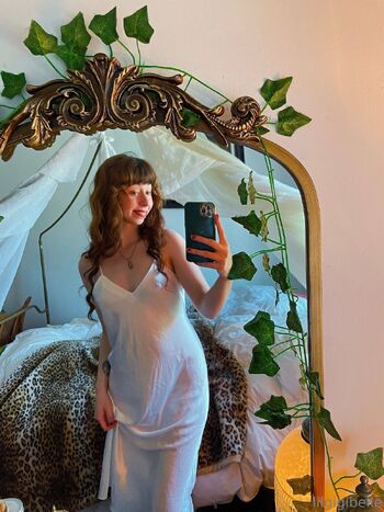 𝑔𝒾𝑔𝒾 / lilgigibelle nude photo #24