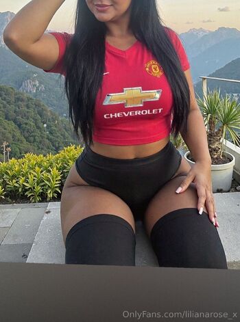 Liliana / lilianarose_x nude photo #18