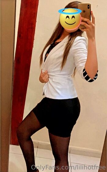 Lilian / lilihotfree nude photo #22