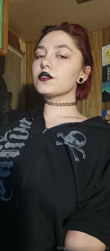 Lilit / lilith314159 nude photo #1