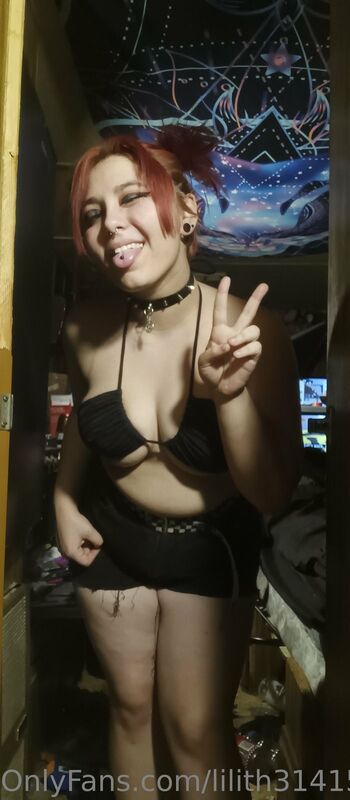 Lilit / lilith314159 nude photo #2