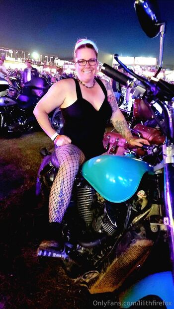 Lilith Fire Fo / lilithfirefox nude photo #15