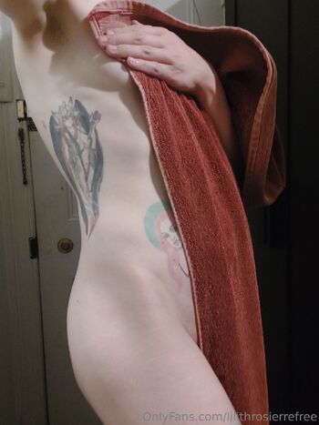 Lilith Rosierre Fre / lilithrosierrefree nude photo #1