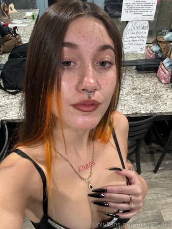 Khaos / liljayboattt nude photo #12