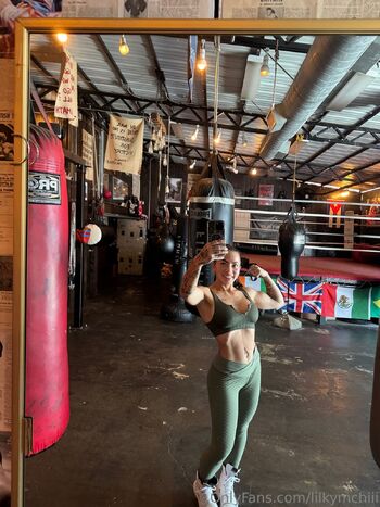 Lilkymchi / lilkymchiii / danellemorganfishback / lilkymchii nude photo #2